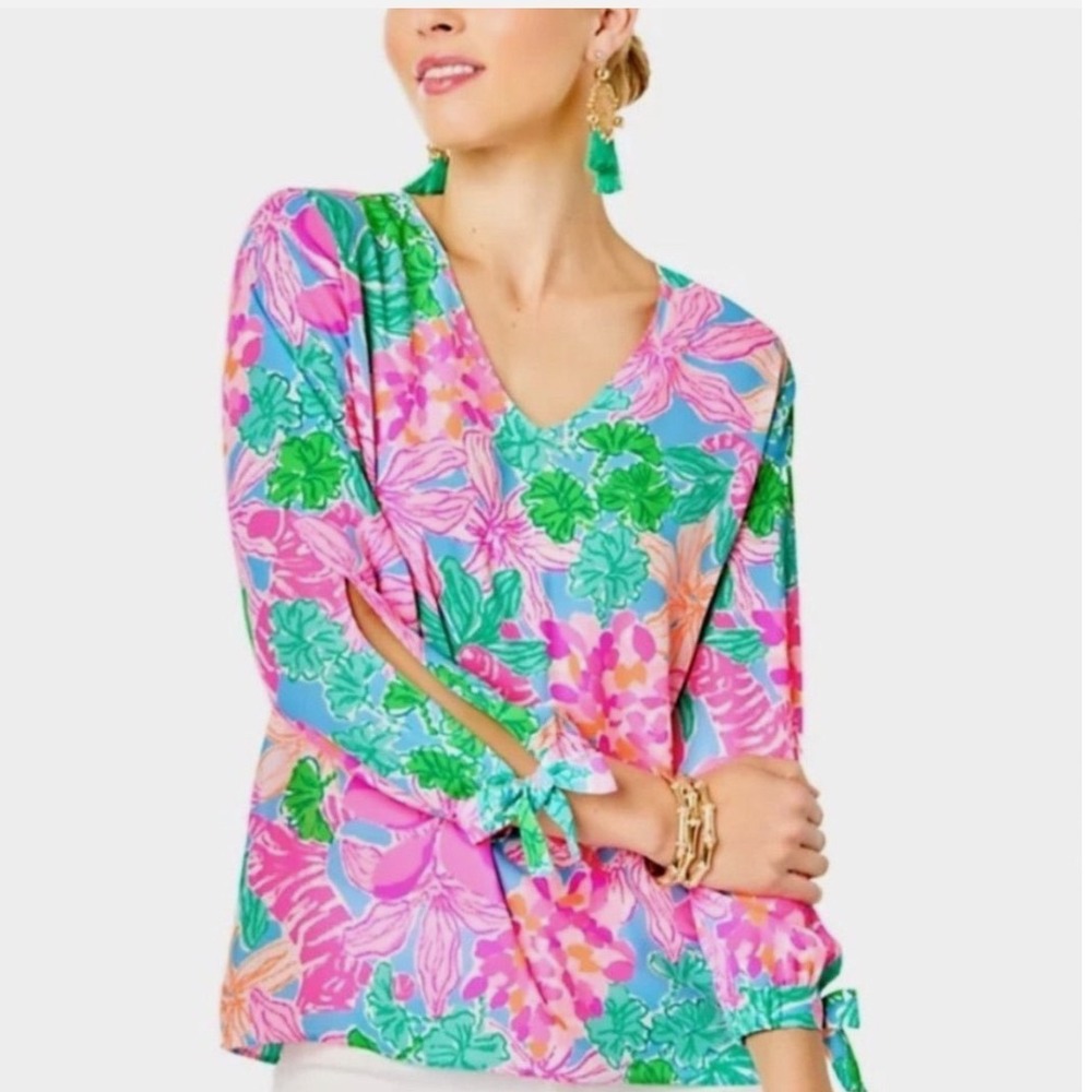 Lilly Pulitzer Elsa V-Neck Floral Blouse Pink Blue Green Tie Cuff Size M